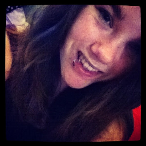 Madeline Douglas Photo 14