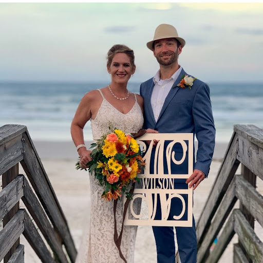 Laura Peoples Photo 5