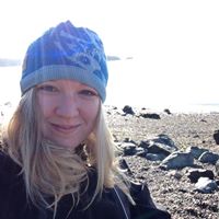 Renee Robertson Photo 17