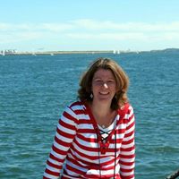 Karen Erickson Photo 24