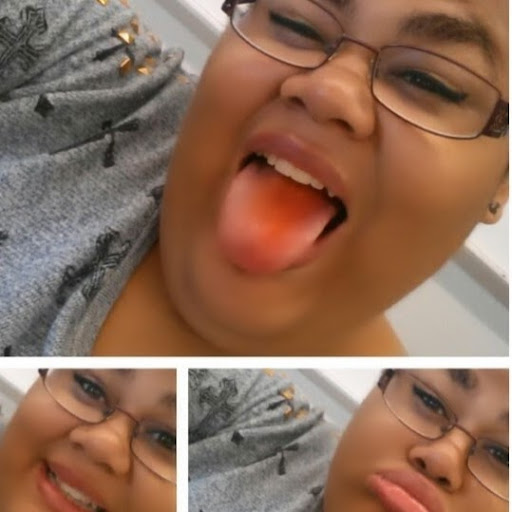 Candice Williams Photo 21