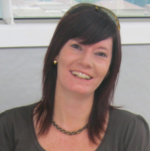 Danielle Kemp Photo 6