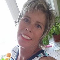 Suzanne Wolfe Photo 21