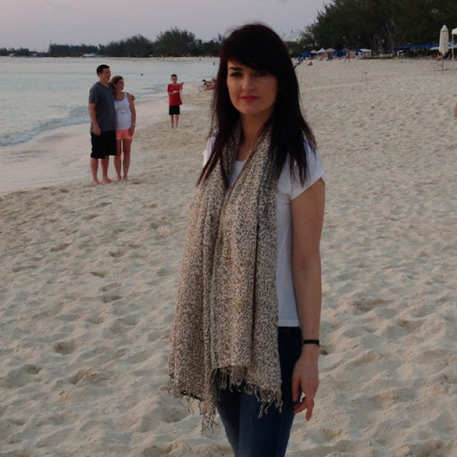 Marilyn Dillon Photo 19