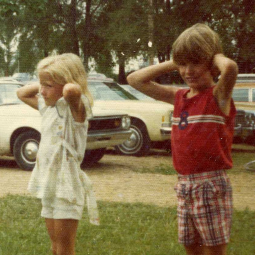 Lynn Frederick Photo 33