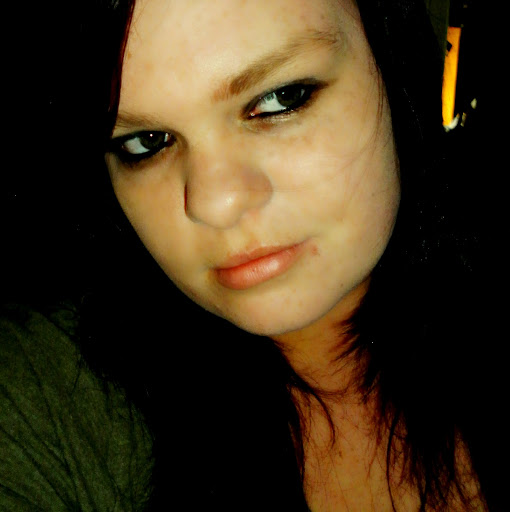 Alyssa Smith Photo 27