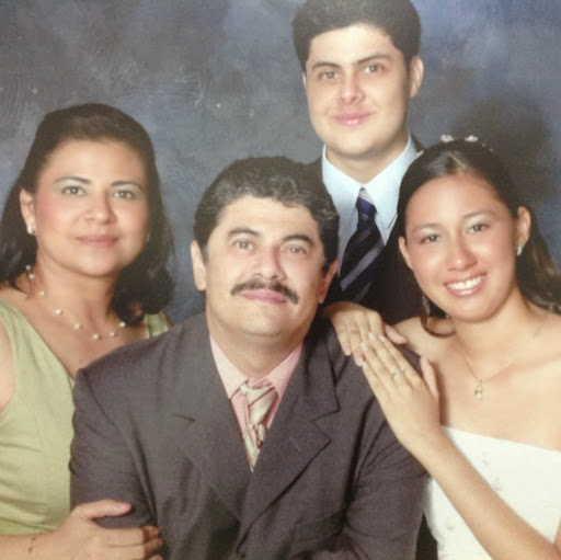 Julio Melendez Photo 9
