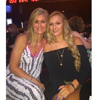 Tracy Lloyd Photo 12