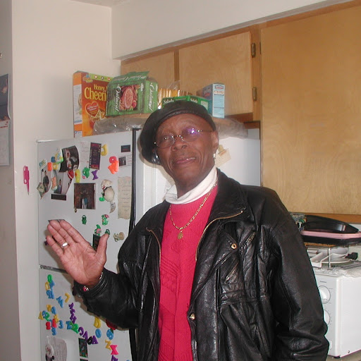 Samuel Moses Photo 35