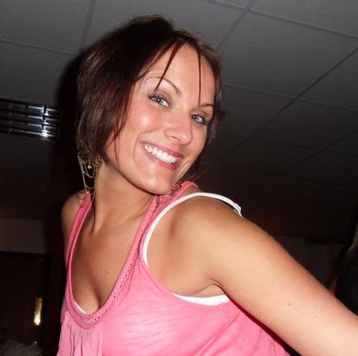 Stephanie Moffett Photo 11