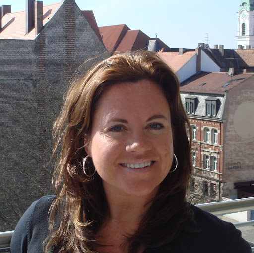 Jackie Miller Photo 37