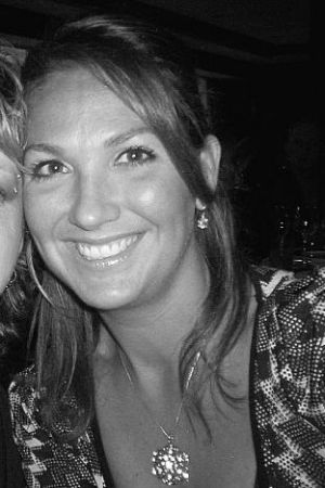 Debbie Simon Photo 25