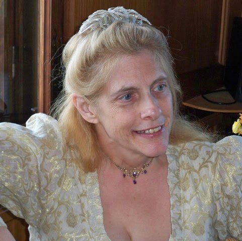 Anne Henderson Photo 25