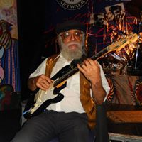 Vernon Brown Photo 10