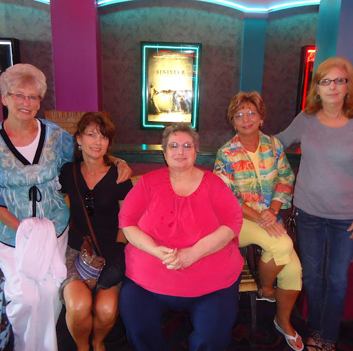 Janice Robertson Photo 28