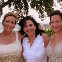 Tina Vaughan Photo 17