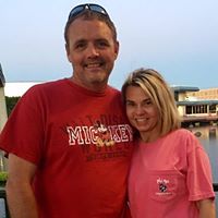 Tracy Schroeder Photo 24