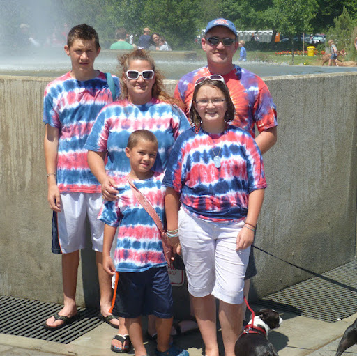 Shannon Small Photo 19