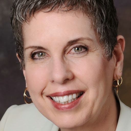Janet James Photo 34