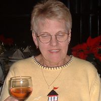 Elizabeth Hallman Photo 13