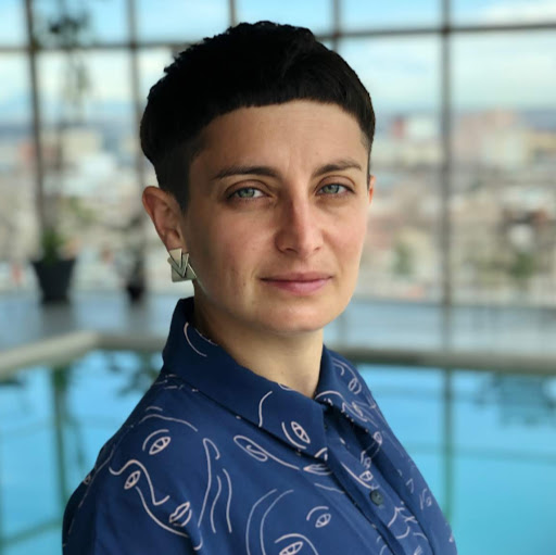 Samantha Field Photo 12