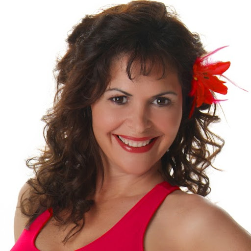 Suzanne Andrews Photo 42