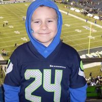 Jennifer Dickinson Photo 14