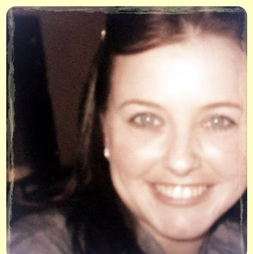 Kristin Hall Photo 22