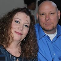 Kelly Barker Photo 26