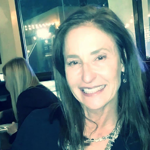 Rebecca Gonzalez Photo 30