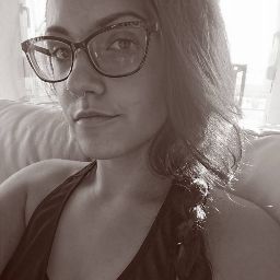 Julia Meier Photo 15