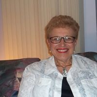 Barbara Gordon Photo 17