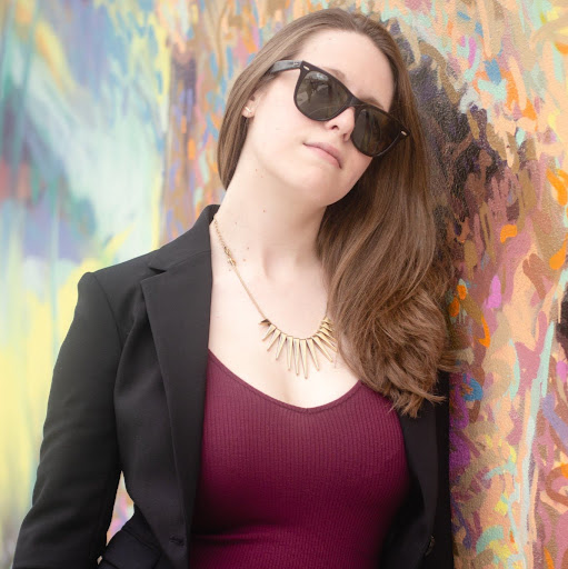 Rachael Abrams Photo 15