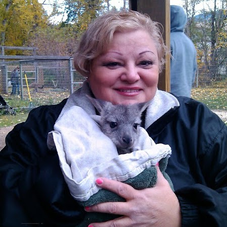 Diane Levy Photo 22