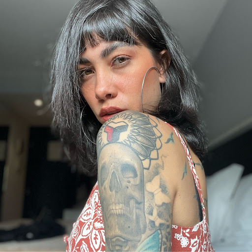 Ana Alzate Photo 10