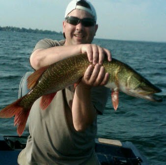 Adrian Tennant Photo 12