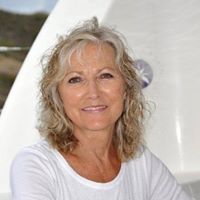 Angela Draper Photo 36