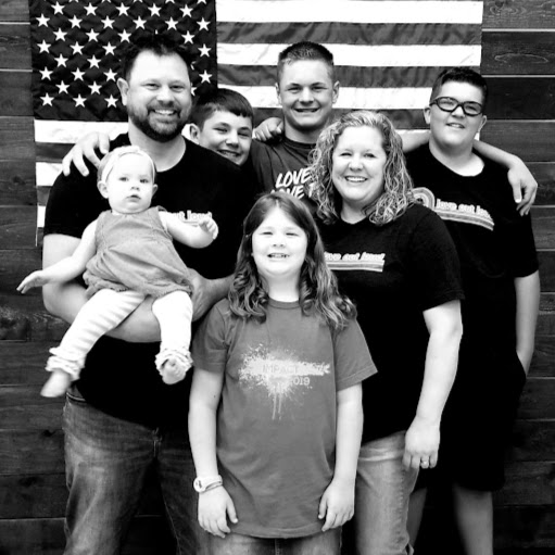 Karen Sutton Photo 21