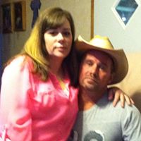 Kelly Hinds Photo 15