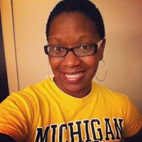 Michelle Tucker Photo 41