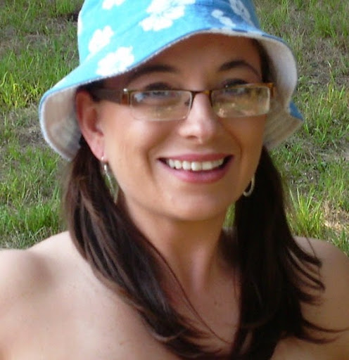 Laura Moser Photo 21