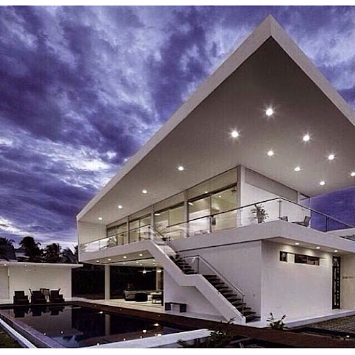 Gerald Bryan Photo 29