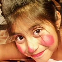 Emily Peters Photo 24