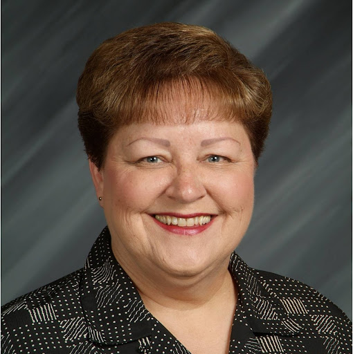 Sandy Mathews Photo 2