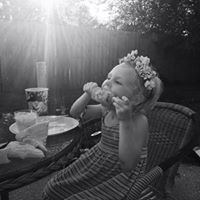 Kristen Conley Photo 38