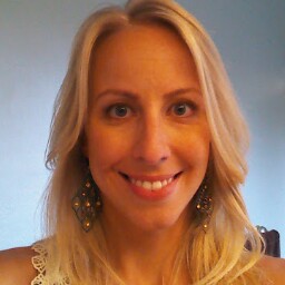 Amy Russell Photo 43