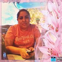 Julia Tinoco Photo 5