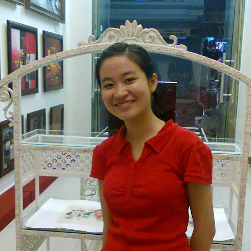 Linh Le Photo 17