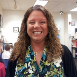 Darlene Mayes Photo 6
