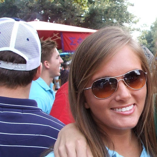 Jessica Anderson Photo 14